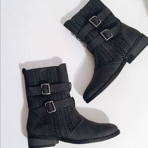 Closet Staples! Combat Boots